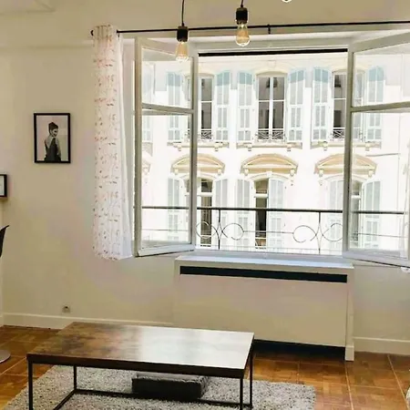 Calme Hyper Centre Apartamento *