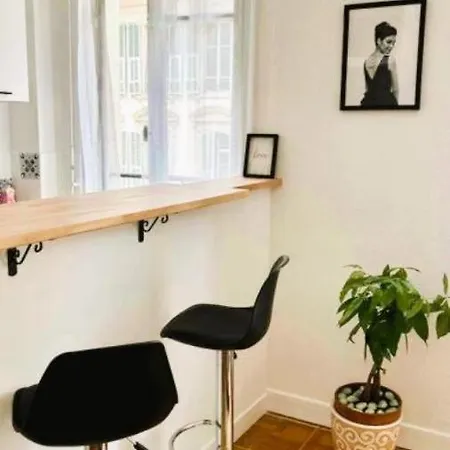 Calme Hyper Centre Apartamento